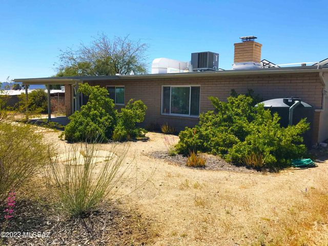 7800 N Nicole Place, Tucson, AZ 85741