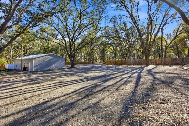 17220 SE 130TH AVENUE, Weirsdale, FL 32195