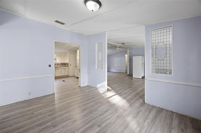 17220 SE 130TH AVENUE, Weirsdale, FL 32195