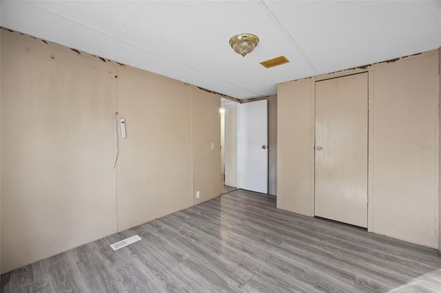 17220 SE 130TH AVENUE, Weirsdale, FL 32195