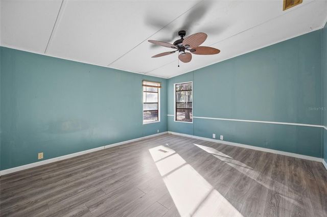 17220 SE 130TH AVENUE, Weirsdale, FL 32195