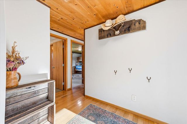 11403 Woodacre Rd, Grass Valley, CA 95949