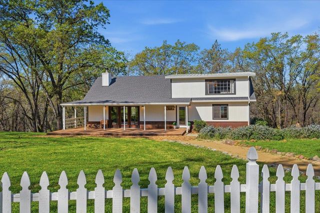 11403 Woodacre Rd, Grass Valley, CA 95949