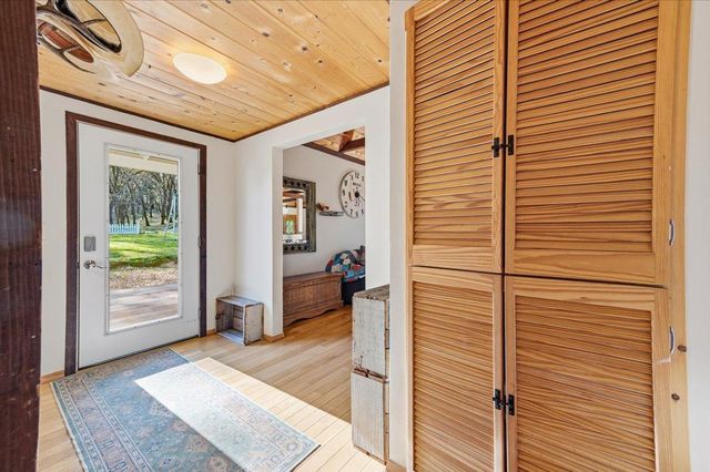 11403 Woodacre Rd, Grass Valley, CA 95949