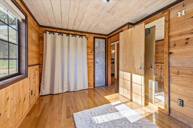 11403 Woodacre Rd, Grass Valley, CA 95949