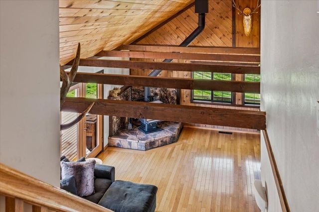 11403 Woodacre Rd, Grass Valley, CA 95949