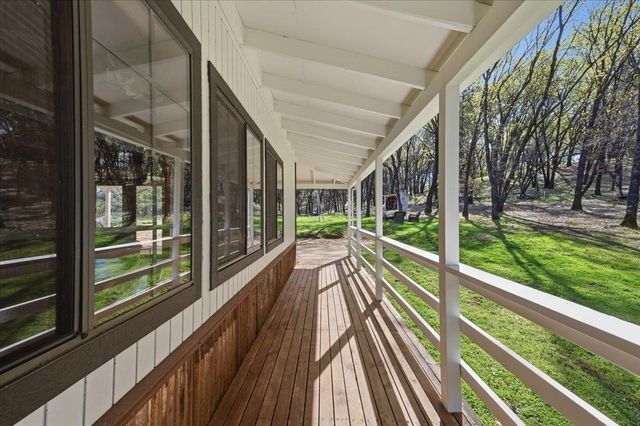 11403 Woodacre Rd, Grass Valley, CA 95949