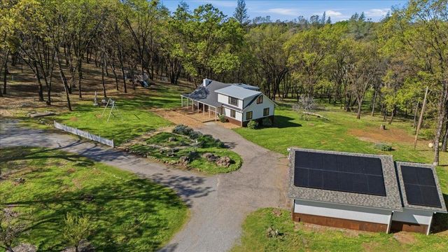 11403 Woodacre Rd, Grass Valley, CA 95949