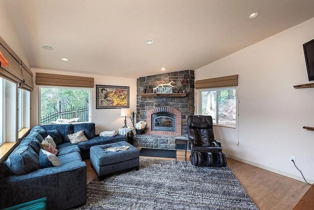 29034 Finley Point Lane, Polson, MT 59860 photo 11