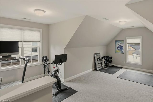 1481 Brockton Lane, Winston-salem, NC 27106