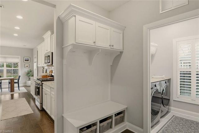 1481 Brockton Lane, Winston-salem, NC 27106