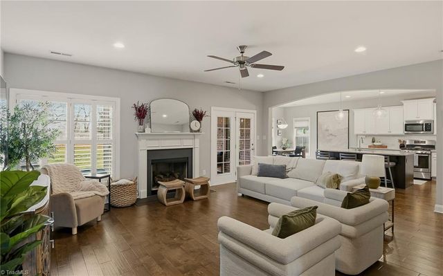 1481 Brockton Lane, Winston-salem, NC 27106