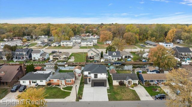 45951 Edgewater Street, New Baltimore, MI 48047