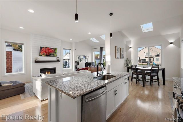 45951 Edgewater Street, New Baltimore, MI 48047