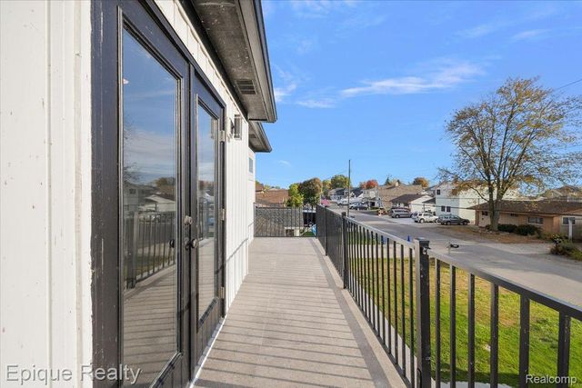 45951 Edgewater Street, New Baltimore, MI 48047