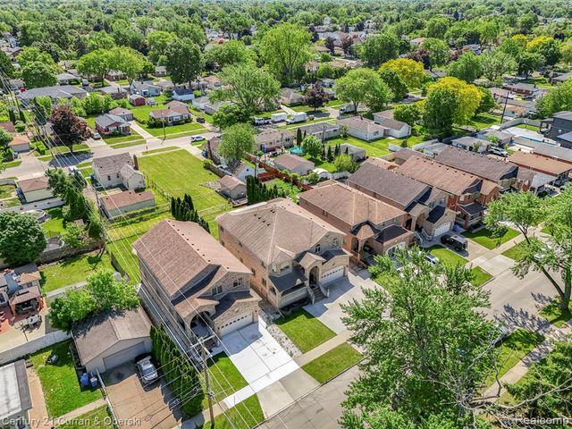 6318 Whitefield Street, Dearborn Heights, MI 48127