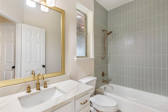 25605 Peppermill Creek Drive, Porter, TX 77365