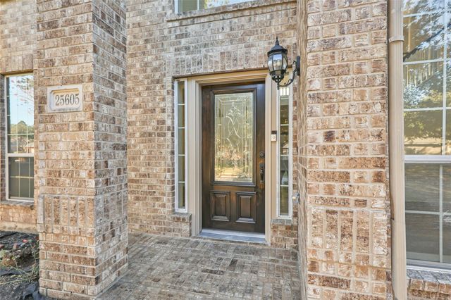 25605 Peppermill Creek Drive, Porter, TX 77365