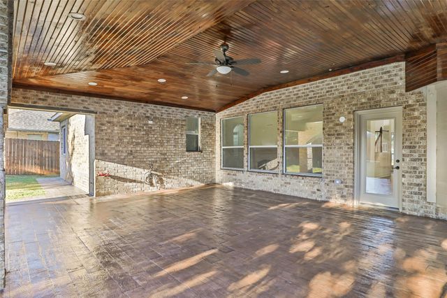 25605 Peppermill Creek Drive, Porter, TX 77365