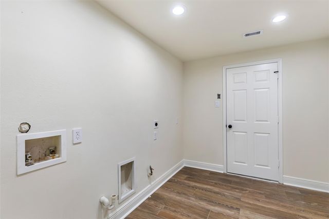 25605 Peppermill Creek Drive, Porter, TX 77365