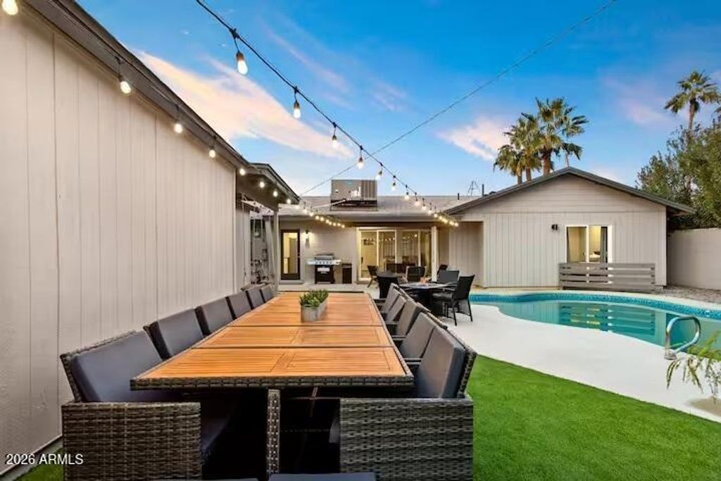 Image 39 of property listing at 6613 E VERNON Avenue, Scottsdale, AZ 85257