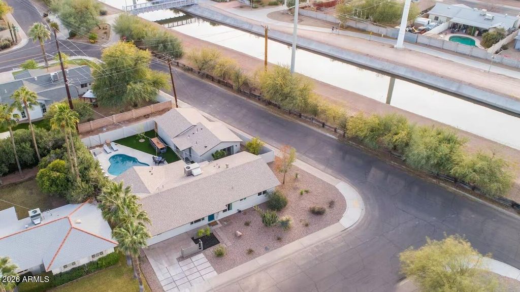 Image 40 of property listing at 6613 E VERNON Avenue, Scottsdale, AZ 85257