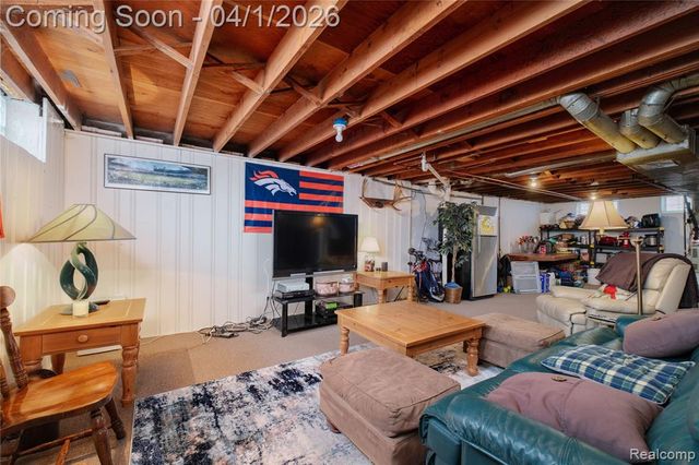 30789 Hathaway Street, Livonia, MI 48150