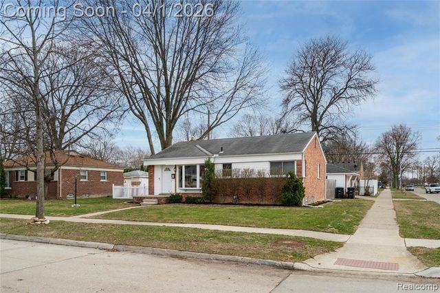 30789 Hathaway Street, Livonia, MI 48150