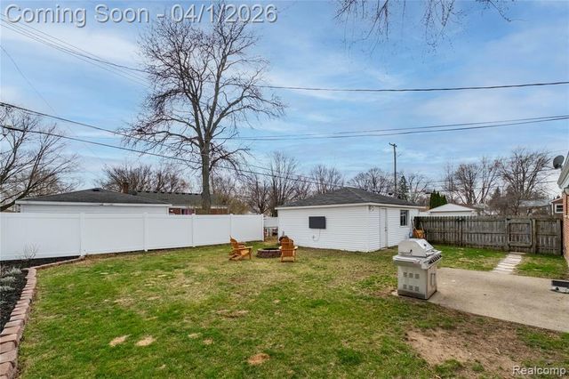 30789 Hathaway Street, Livonia, MI 48150