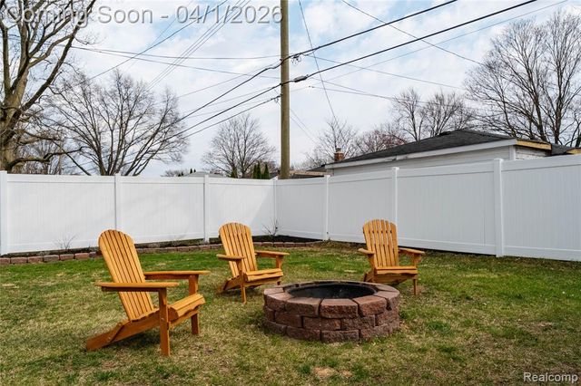 30789 Hathaway Street, Livonia, MI 48150