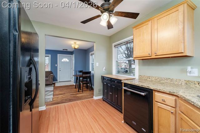 30789 Hathaway Street, Livonia, MI 48150