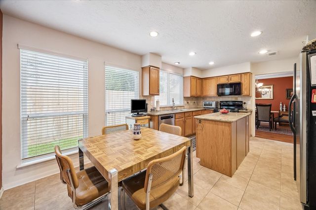 1534 Beaconshire Road, Houston, TX 77077