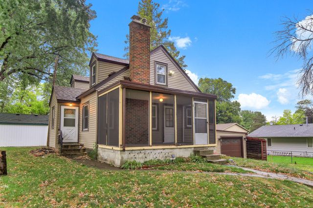6728 W River Road, Brooklyn Center, MN 55430