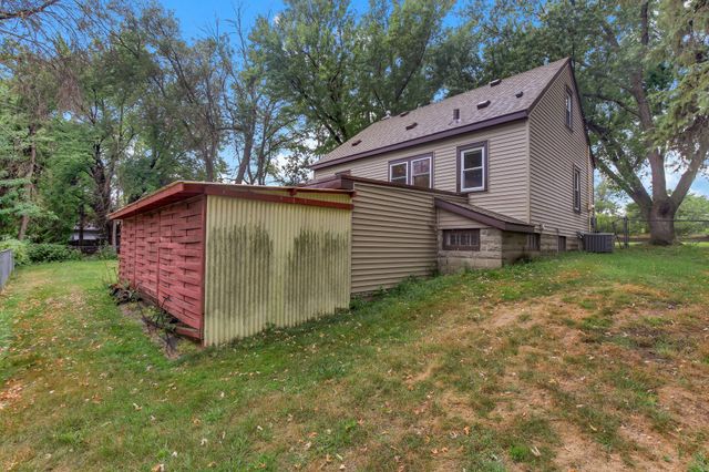 6728 W River Road, Brooklyn Center, MN 55430