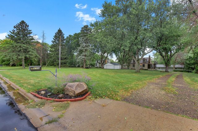 6728 W River Road, Brooklyn Center, MN 55430