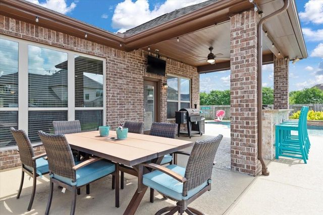 16307 Christopher Park Street, Hockley, TX 77447