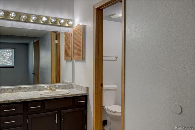 15594 E Arizona Avenue 106, Aurora, CO 80017