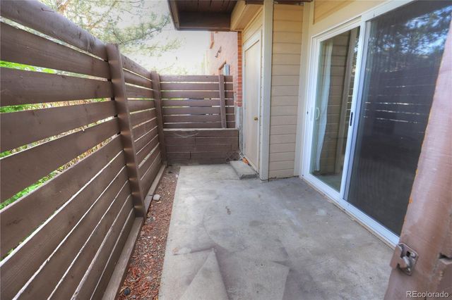 15594 E Arizona Avenue 106, Aurora, CO 80017