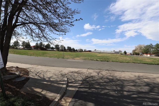 15594 E Arizona Avenue 106, Aurora, CO 80017
