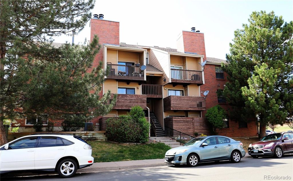 15594 E Arizona Avenue 106, Aurora, CO 80017