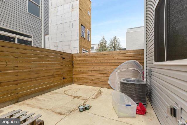 1944 N 8TH ST, Philadelphia, PA 19122