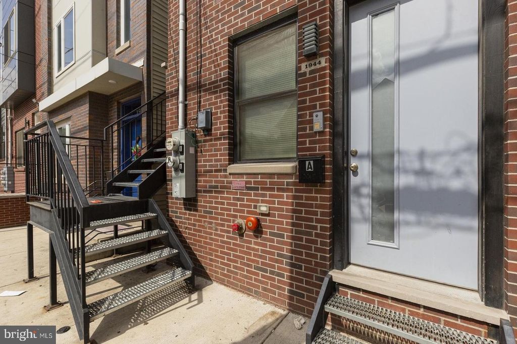 1944 N 8TH ST, Philadelphia, PA 19122