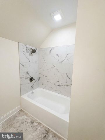 1300 GRANTLEY RD, York, PA 17403