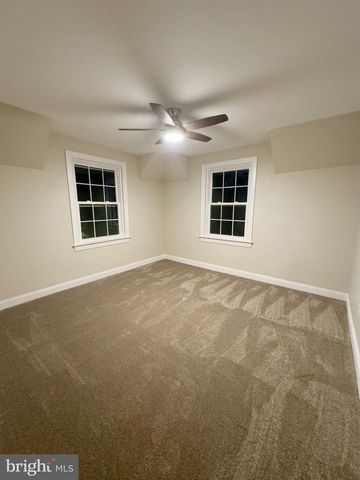 1300 GRANTLEY RD, York, PA 17403