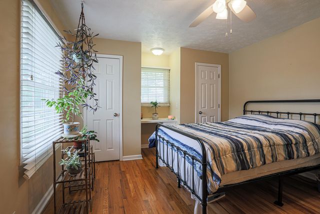 2556 VIRGINIA Street, Bellevue, NE 68147