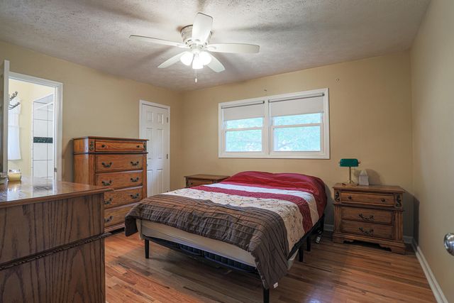 2556 VIRGINIA Street, Bellevue, NE 68147