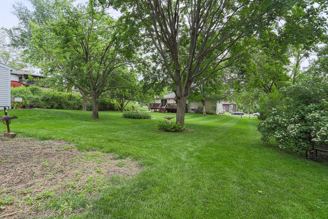 2556 VIRGINIA Street, Bellevue, NE 68147