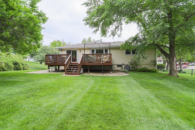 2556 VIRGINIA Street, Bellevue, NE 68147