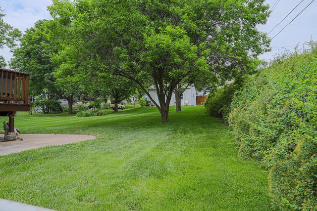 2556 VIRGINIA Street, Bellevue, NE 68147