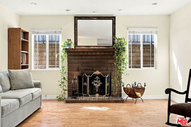 21404 Germain Street, Chatsworth, CA 91311